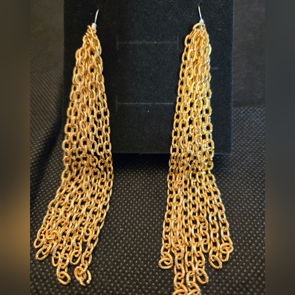 Elegant Gold Chain Dangle Pierced Earrings